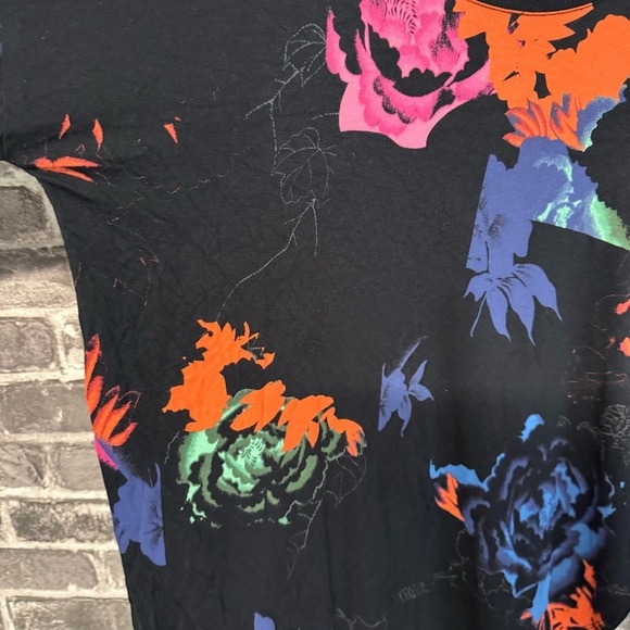 Aritzia Babaton jersey top black bright floral print stretch shirt - Picture 5 of 10